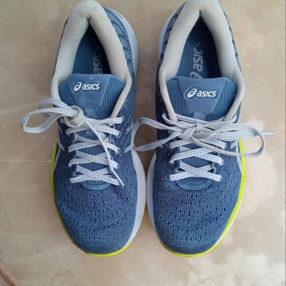 Asics Women's Gel Cumulus Sneakers sz. 6.5 - Picture 1 of 8